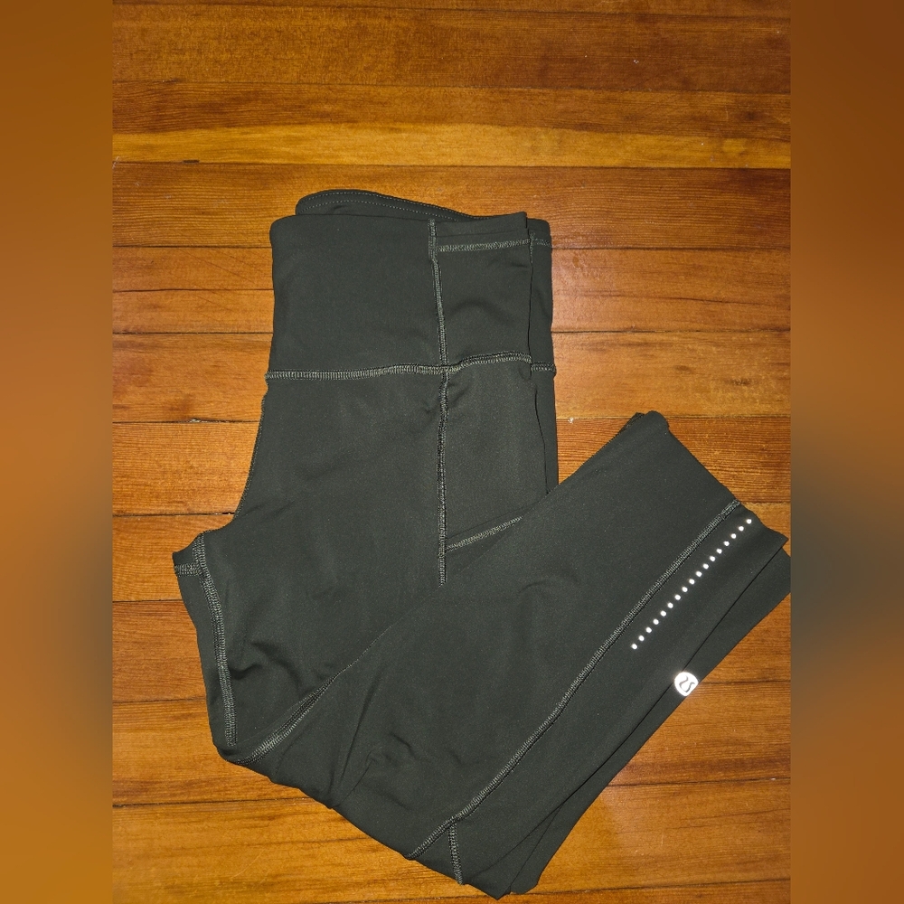 Lululemon Cropped Leggings Dark Green